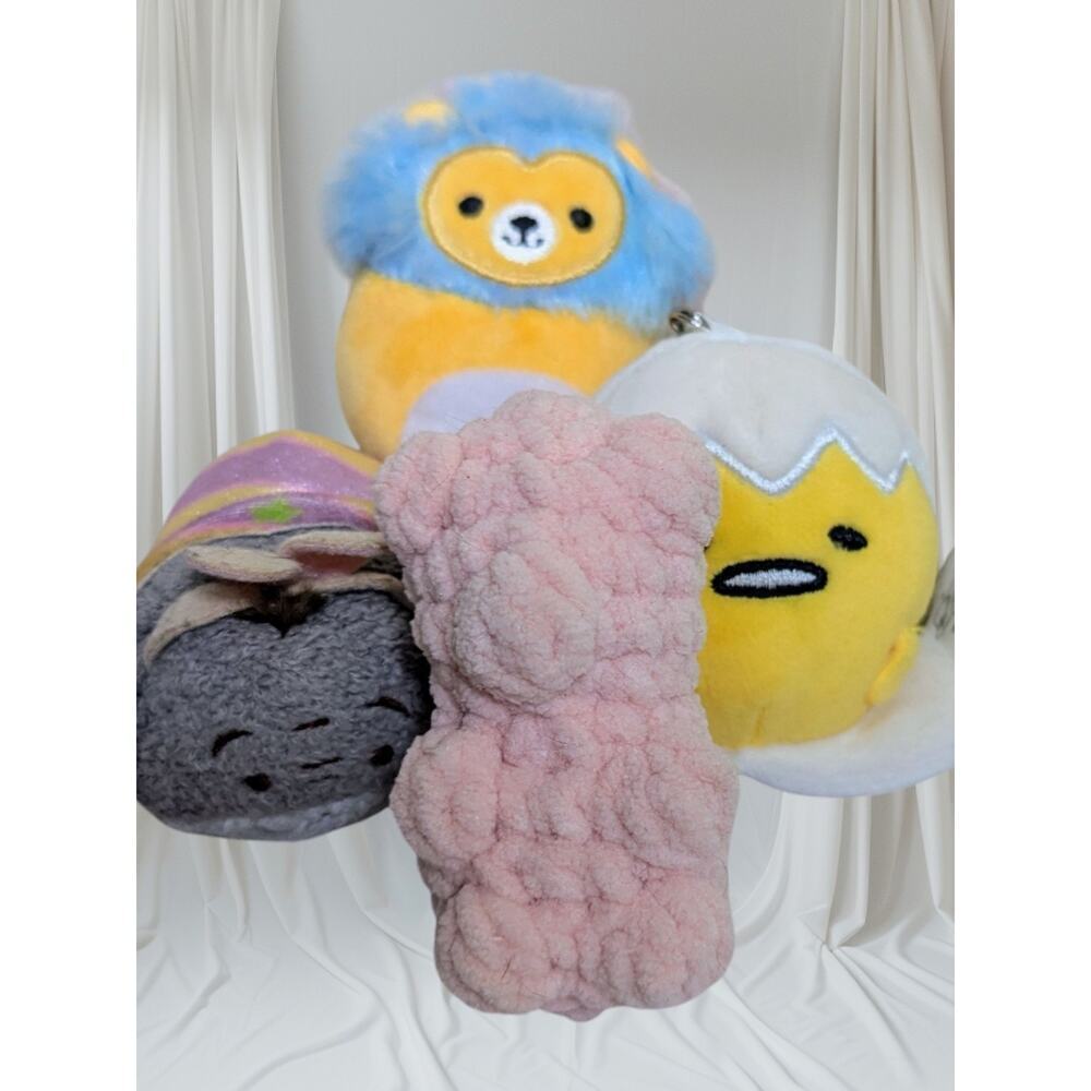 Disney Tsum Tsum Easter Mini Plush, Gudetama Egg Lot of 4
